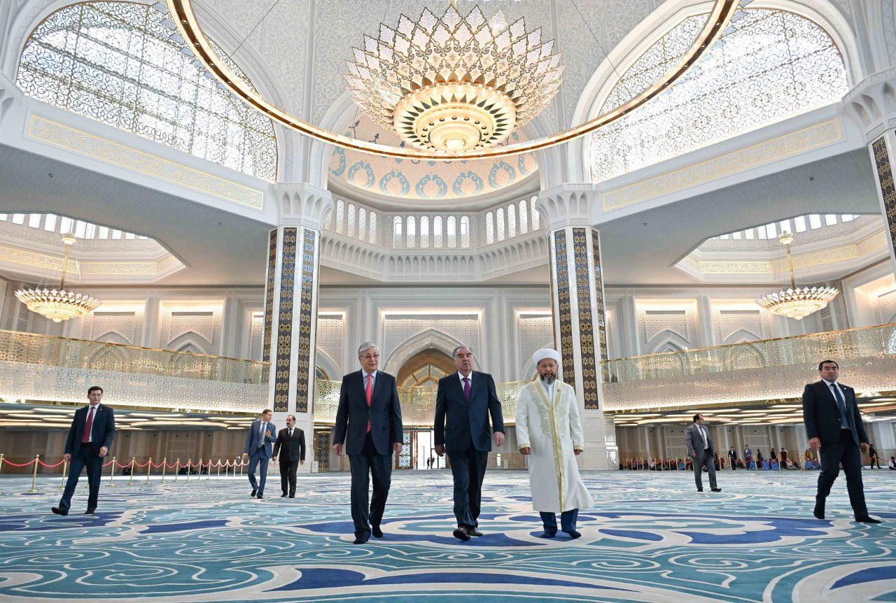 Tokayev and Rahmon visited the main mosque of Astana