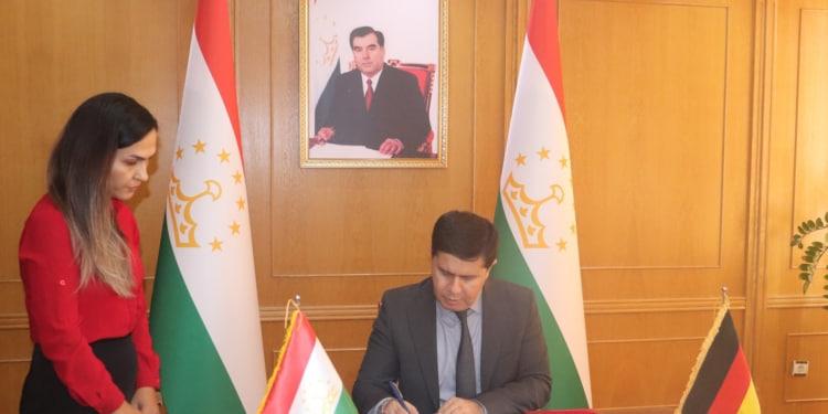The Ministry of Economic Development of Tajikistan and the German Development Bank (KFW) signed a contract for 13.97 million euros
