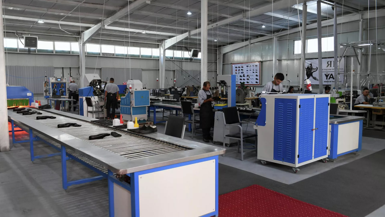 Tajikistan invited Russia to help develop the leather and footwear industry