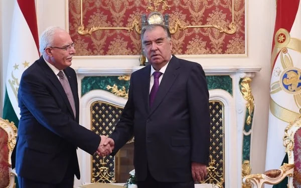 Emomali Rahmon received Palestinian Foreign Minister Riyaz al-Maliki