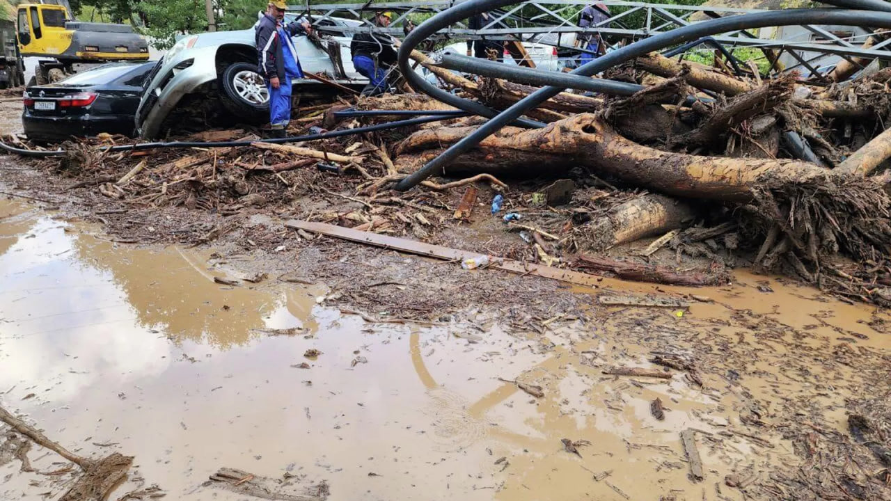 Showers and mudflows updated the death toll in Tajikistan