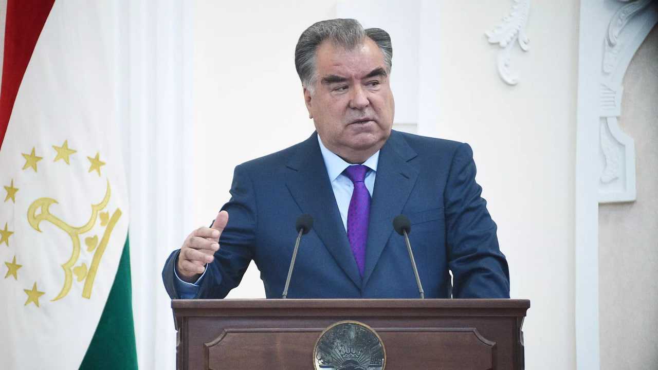 Rahmon congratulated the people of Tajikistan on the 32nd anniversary of the independence of the republic