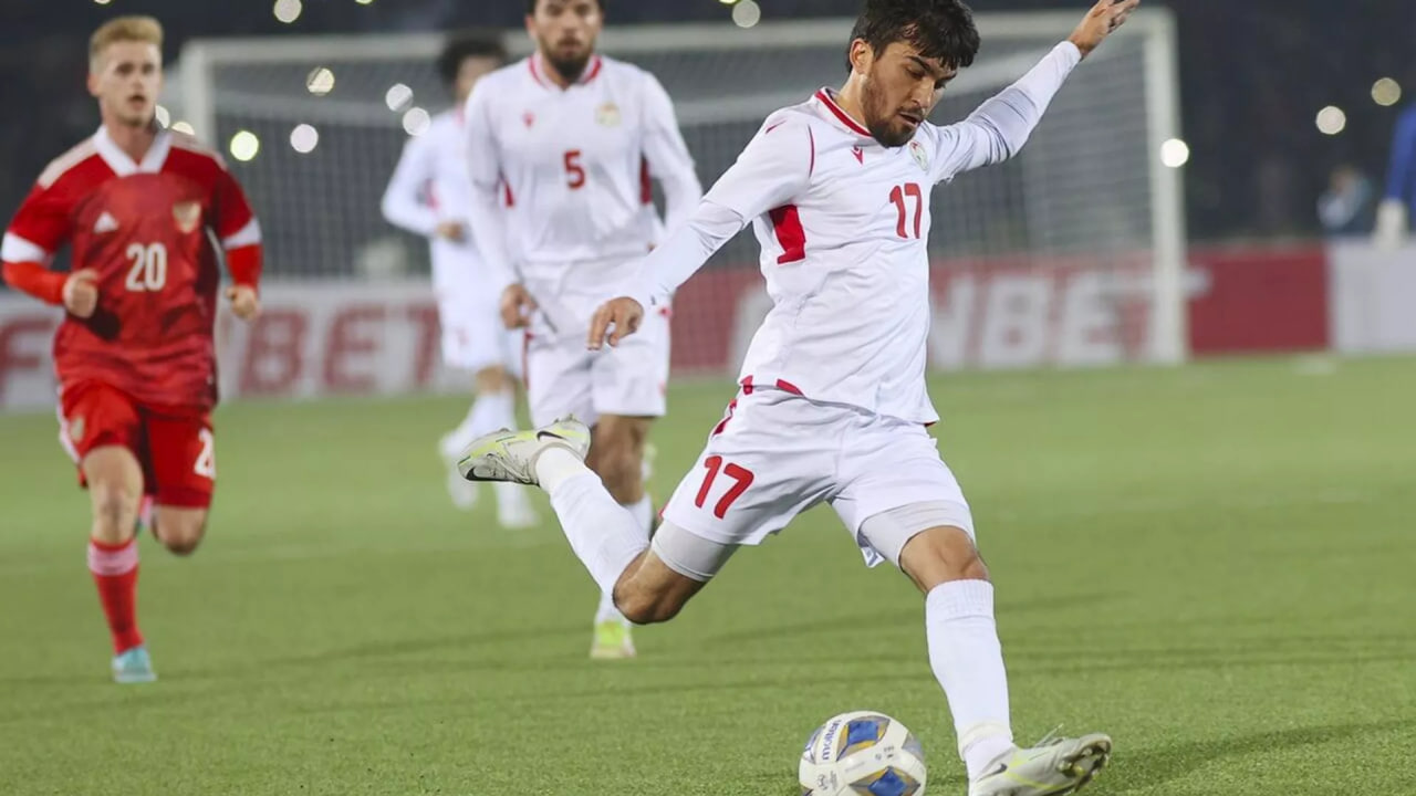 The Tajikistan national football team defeated the Singapore team