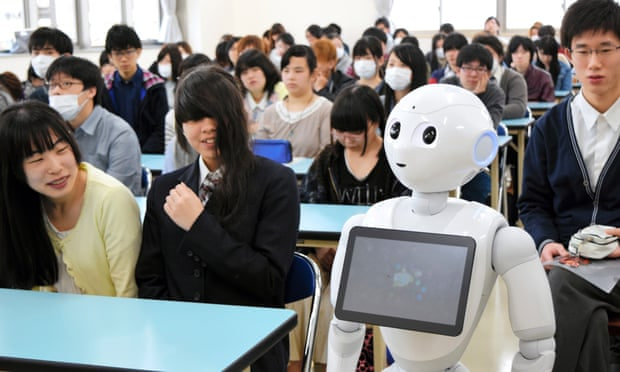 Yaponiyada o‘quvchilar o‘rniga robotlar darsda qatnashishiga ruxsat berildi