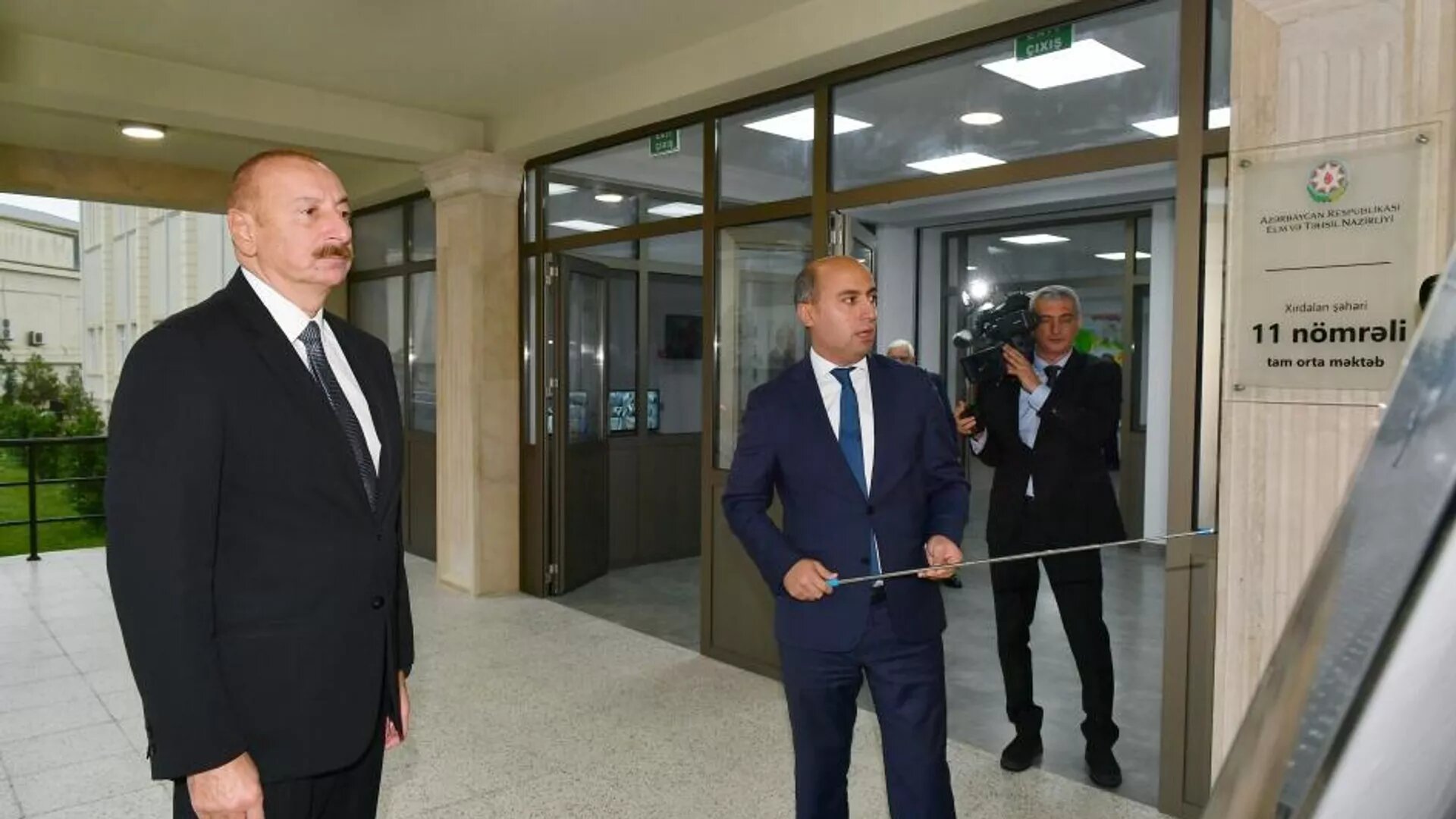 Ilham Aliyev took part in the opening ceremony of a school in Khirdalan