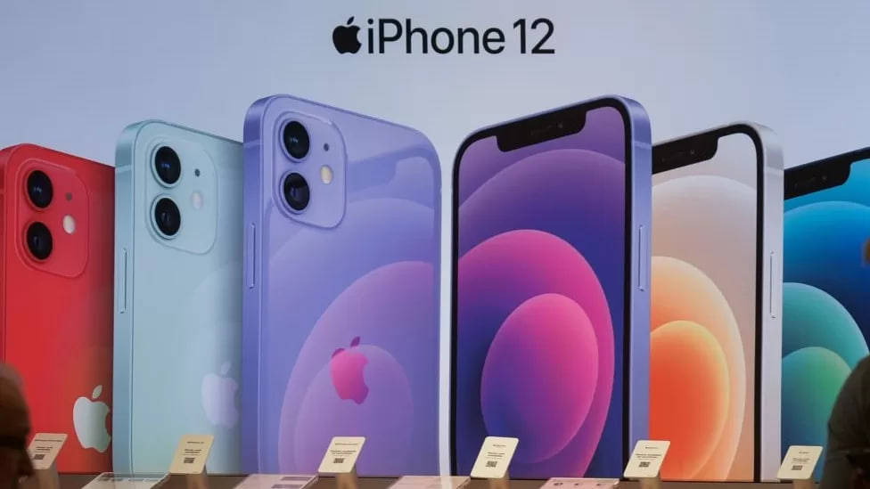 iPhone 12 sales banned in France: this model has been found to have a high level of radiation