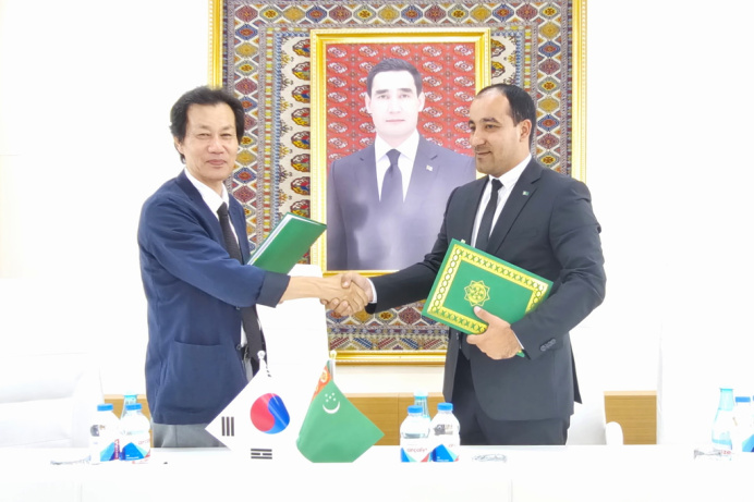 The Balkan shipyard will build two dry cargo ships together with Korean specialists