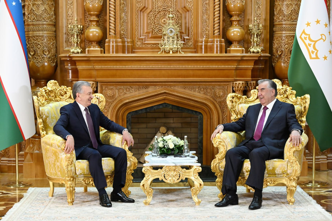 Shavkat Mirziyoyev's visit to Dushanbe began with a meeting with Imamali Rahmon
