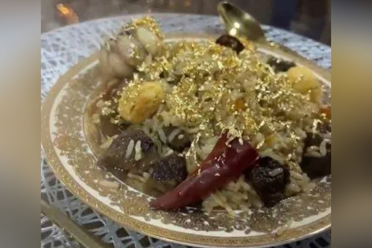 "It is not correct in religion to add it to food" - Fatwa Center on foods with gold and silver