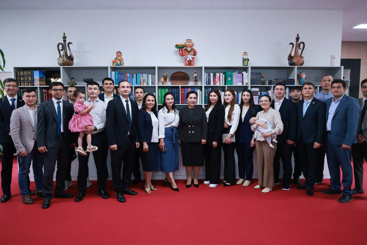 Tanzila Norboyeva met with Uzbeks in Korea