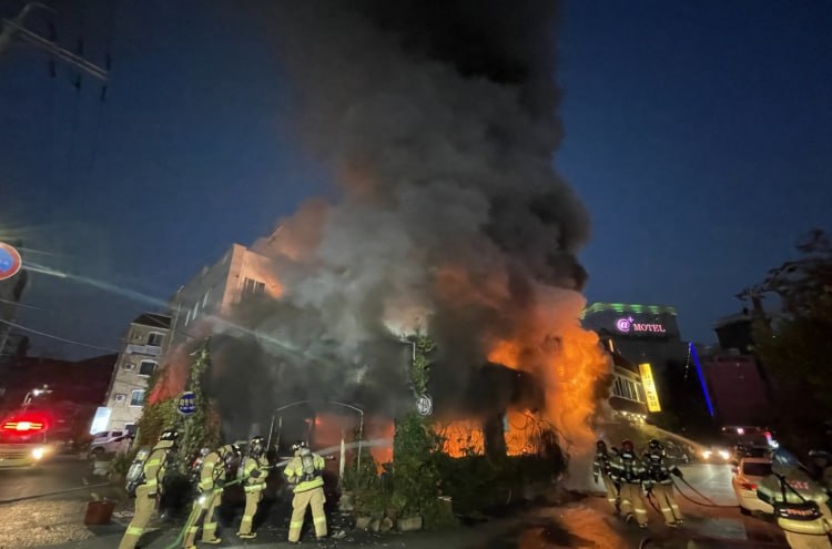 An Uzbek man saved an elderly woman from a fire in Korea