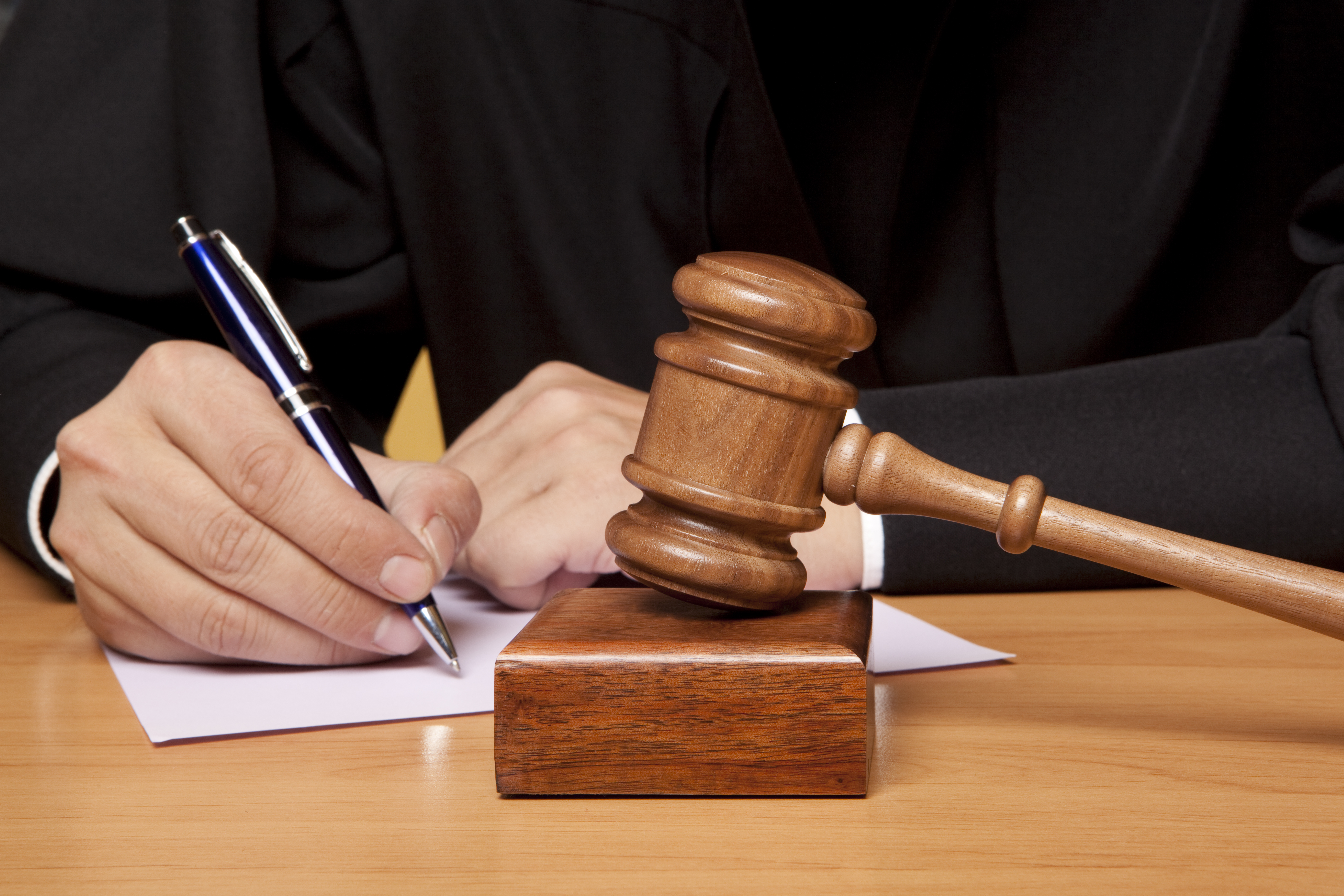 The place of work of the chairmen of some city and district courts has changed