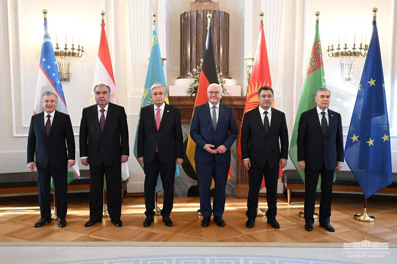 Shavkat Mirziyoyev Markaziy Osiyo mamlakatlari yetakchilarining Germaniya prezidenti bilan uchrashuvida ishtirok etdi
