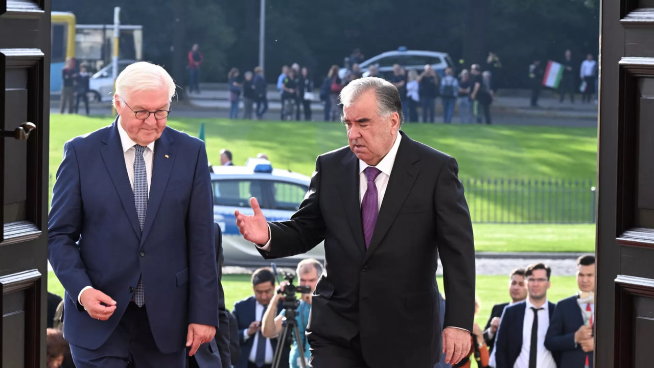 President of Tajikistan provel peregovory s glavoy Germanii: details