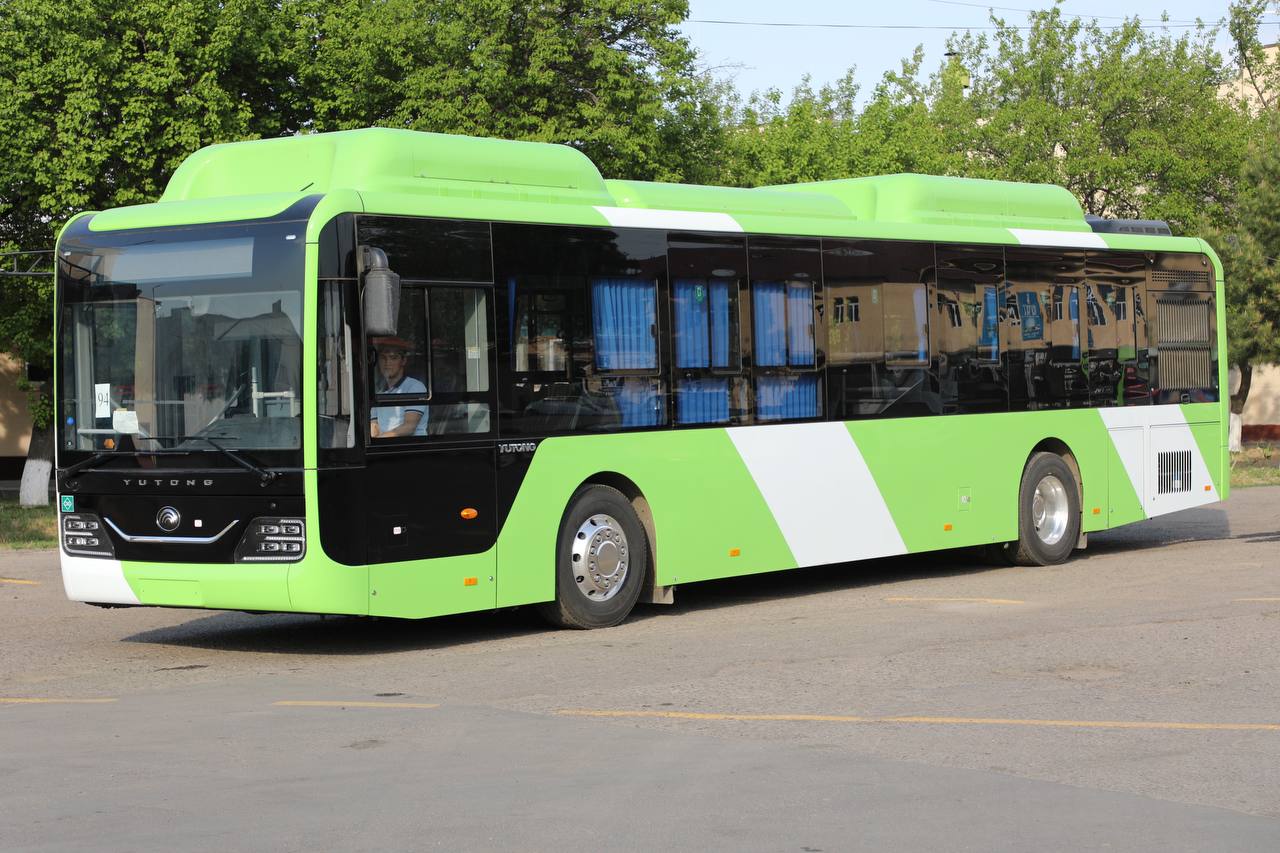 The movement of buses and trucks was temporarily restricted on the bridge near the Tashkent airport