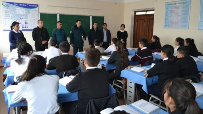 How many schoolchildren committed crimes in eight months in Uzbekistan