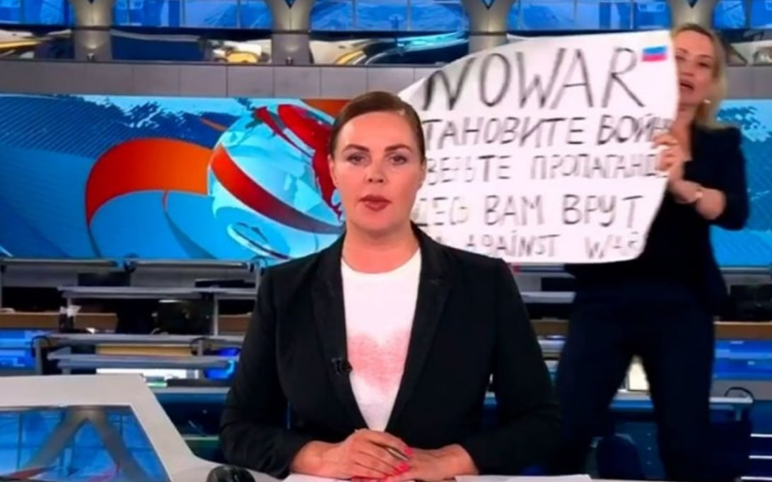 Russian journalist Marina Ovsyannikova, who opposed the war, was sentenced to 8.5 years in a colony