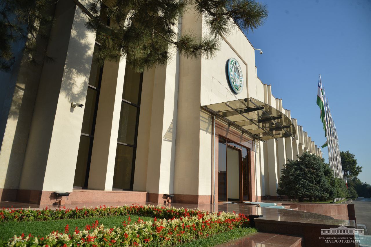 The President of Uzbekistan left for the Russian Federation