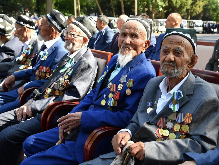 How many participants of the Second World War were there in Uzbekistan?