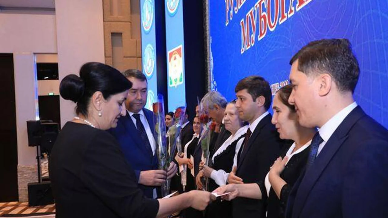 Talented teachers were awarded in Dushanbe