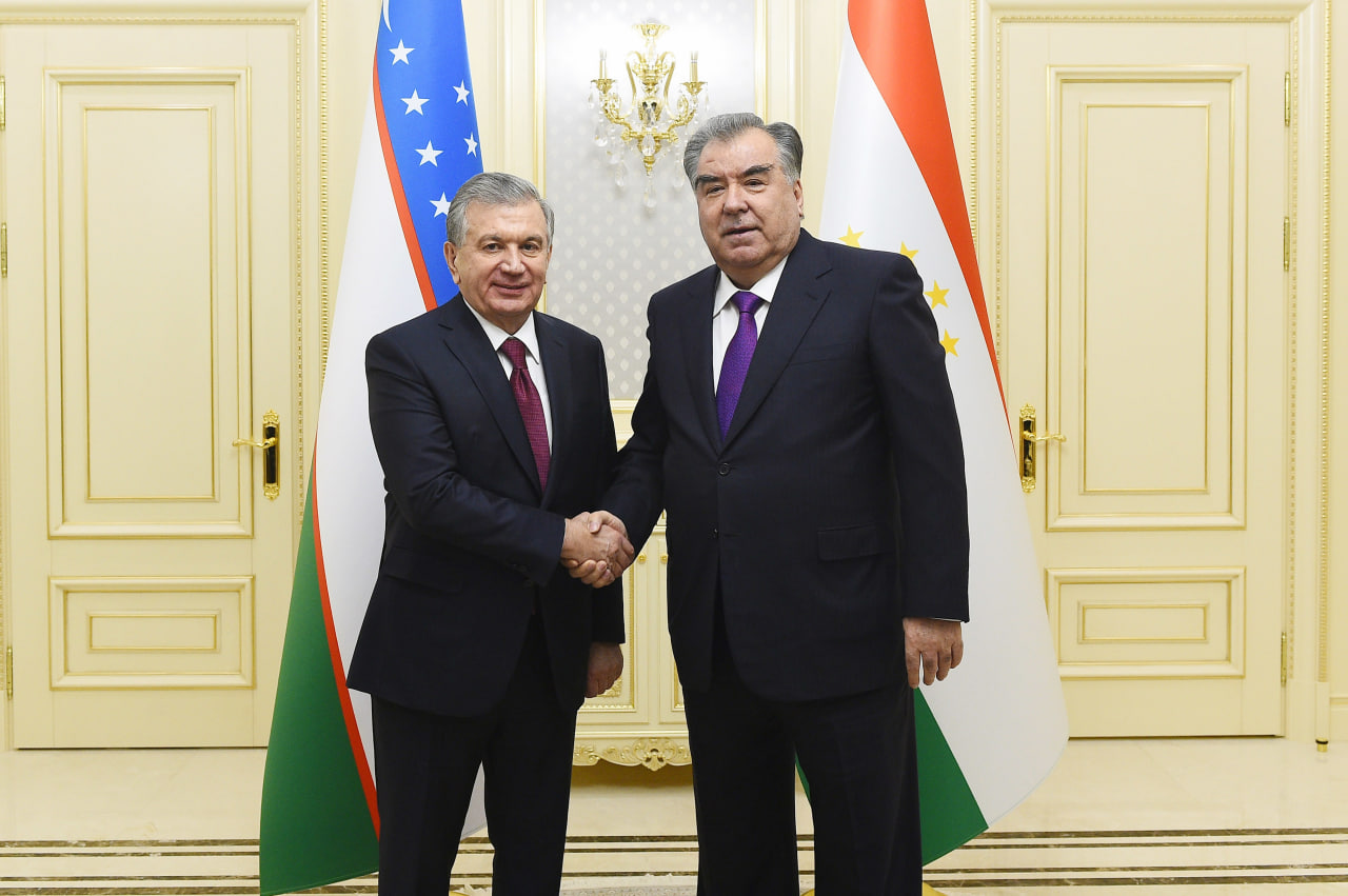 Shavkat Mirziyoyev congratulated the President of Tajikistan on his birthday