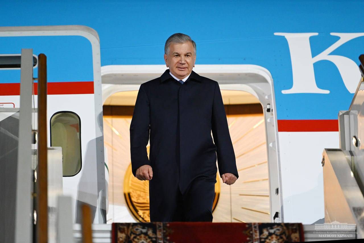 Shavkat Mirziyoyev Qozondan Moskvaga keldi