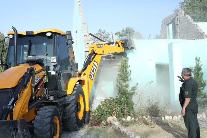 11 illegal structures in "Zarafshan" National Nature Park were destroyed