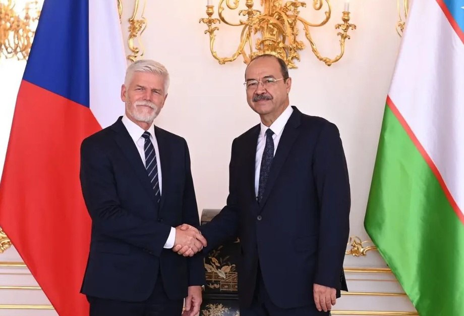 Abdulla Aripov met with the President of the Czech Republic
