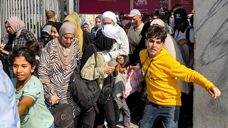 Egypt opened the Rafah point on the border with Gaza for evacuation