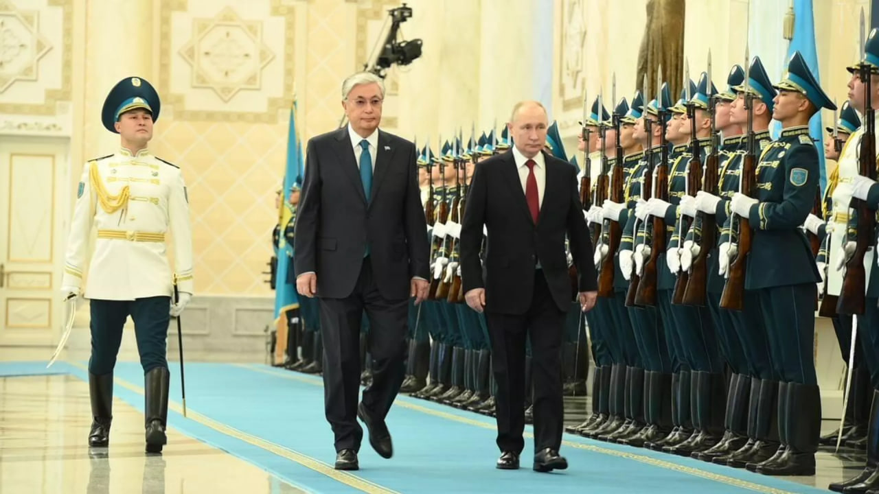 Tokayev met Putin in Akorda