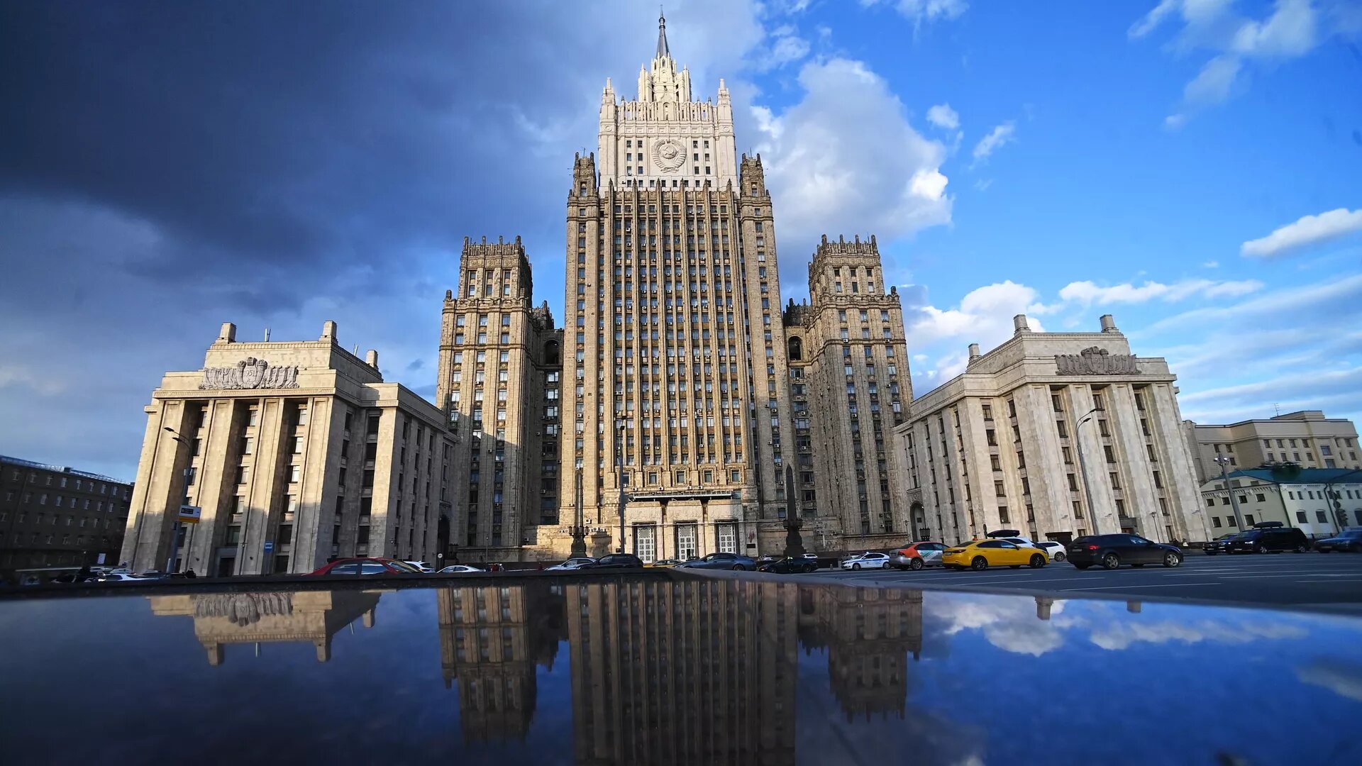 MFA: 3-party working group plays an important role in improving relations between Baku and Yerevan
