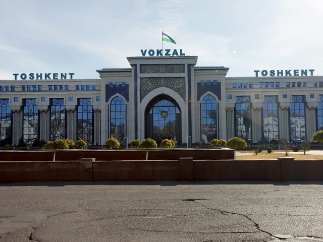 Tashkent-Markaziy, Samarkand and Kokand railway stations and their vacant spaces will be given to entrepreneurs on the basis of public-private partnership