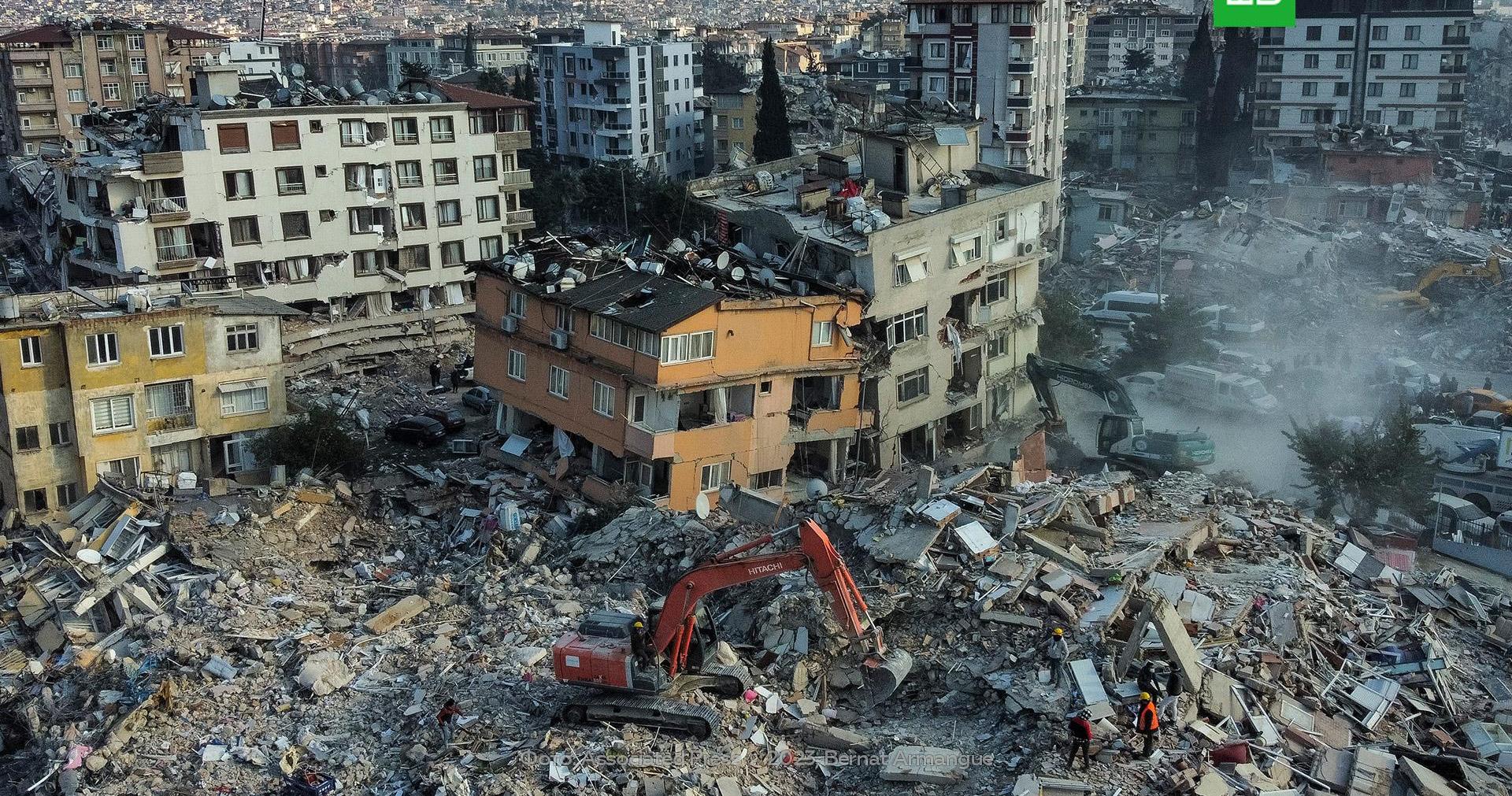 Eronda zilzila oqibatida 4 kishi halok bo‘ldi