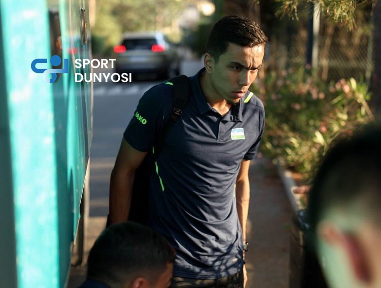 The Olympic football team of Uzbekistan arrived in France