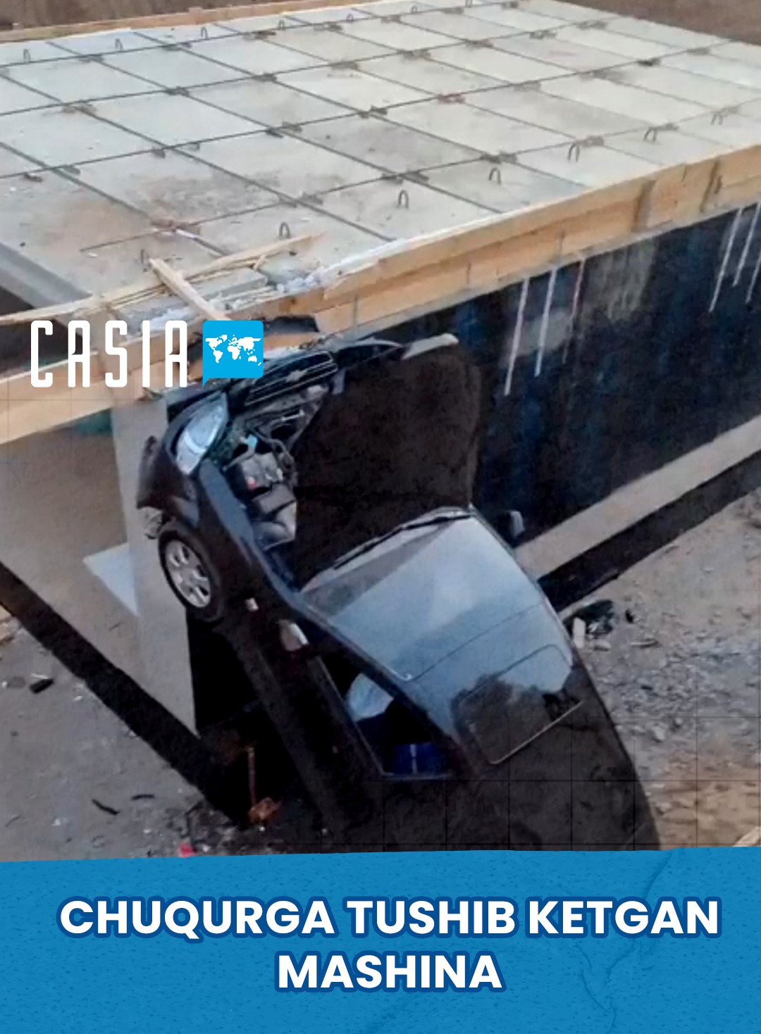 Lacetti falls into construction pit in Tashkent region