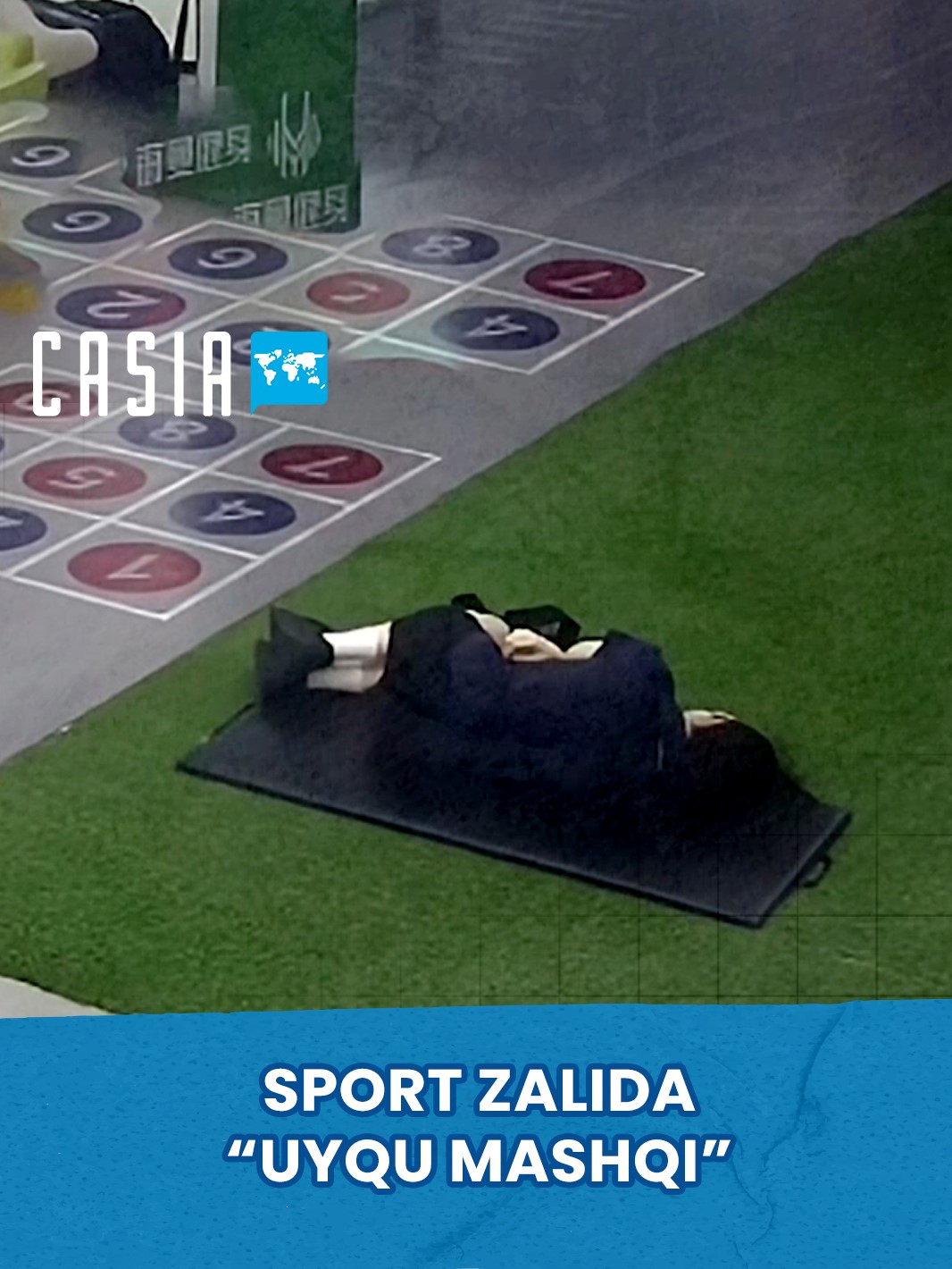 Woman Who Fell Asleep During Workout Becomes a Social Media Star