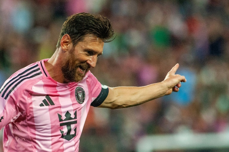 Bride Greets Messi at Her Wedding — Viral Moment from Khorezm