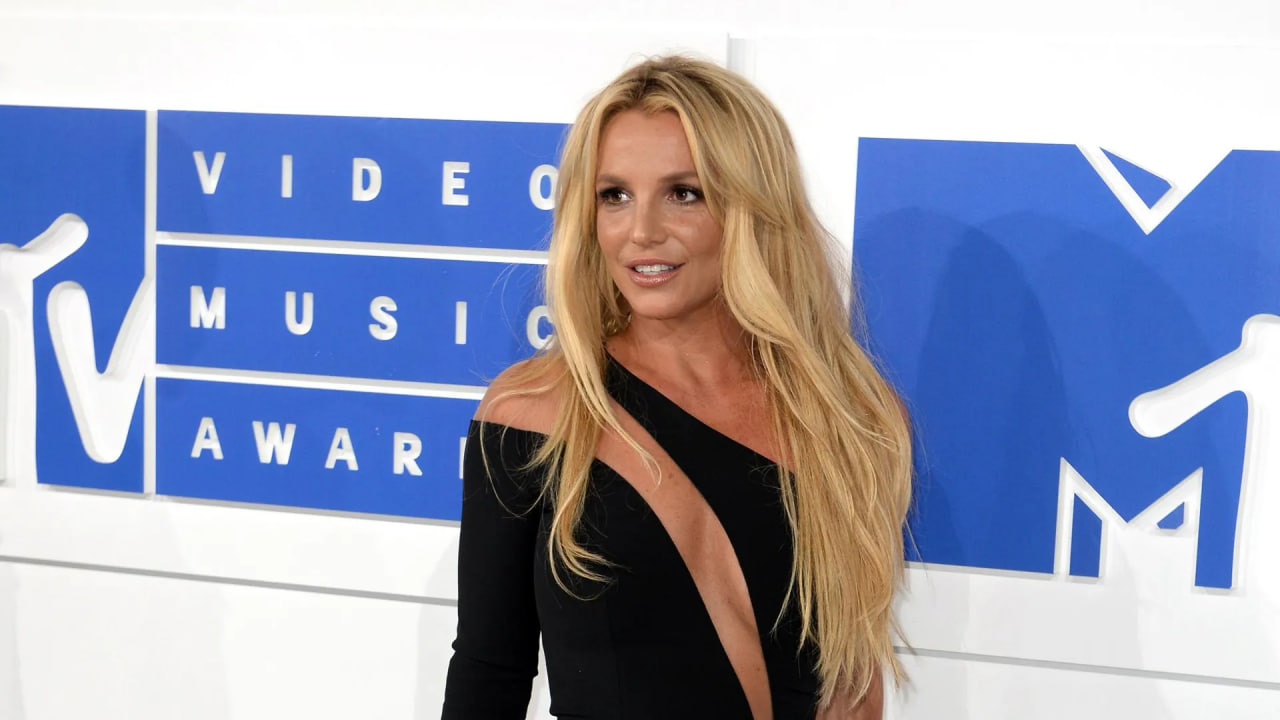 Britney Spears sells the rights to her songs for $200 million