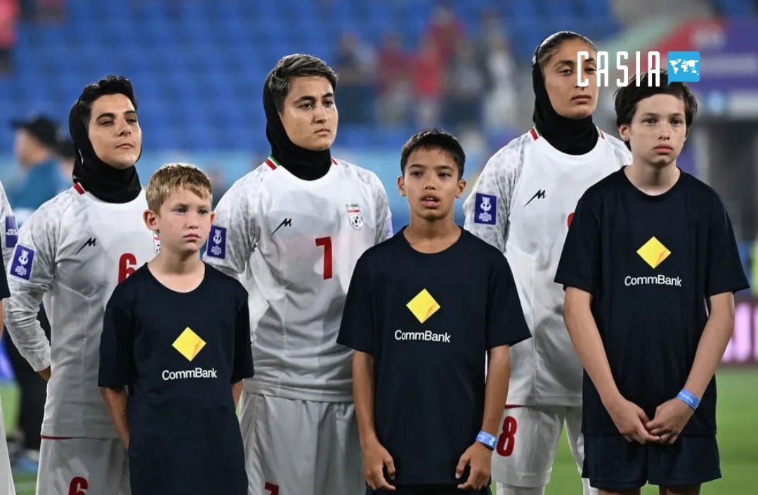 Trump offers asylum to Iranian women footballers who refused to sing national anthem