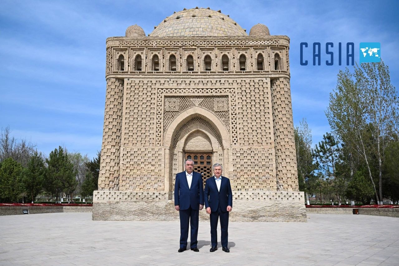 Shavkat Mirziyoyev and Emomali Rahmon visited historical monuments in Bukhara together